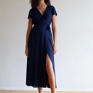 Babaton Aritzia Slit Wrap Dress navy szXXS